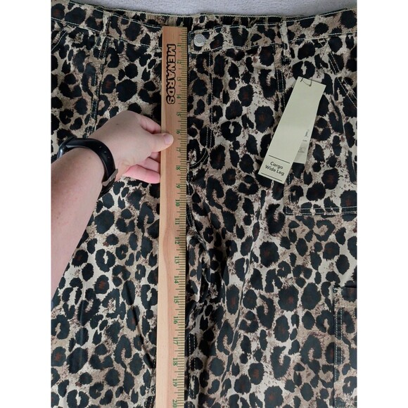 No Boundaries Cargo Wide Leg Pant Women's XXL 20 Cheetah print New - Picture 6 of 12